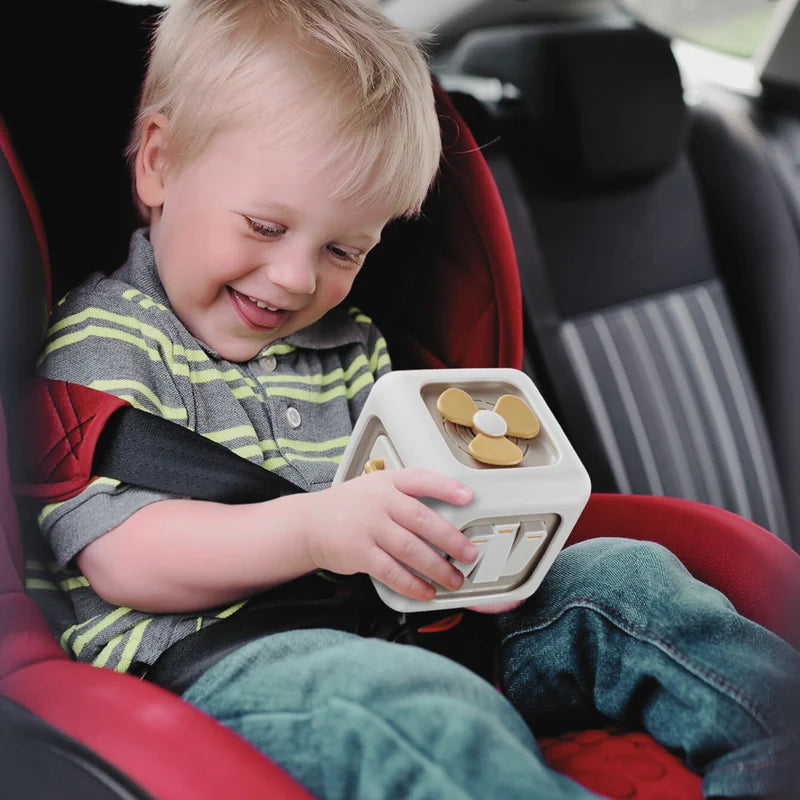 Toddlers Cube – 6 aktiviteter i en kub