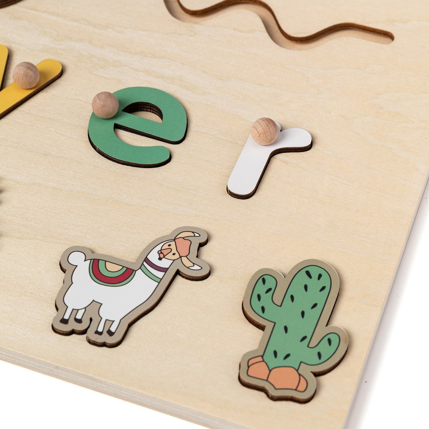 Toddlers Name Puzzle – Personligt pussel i trä